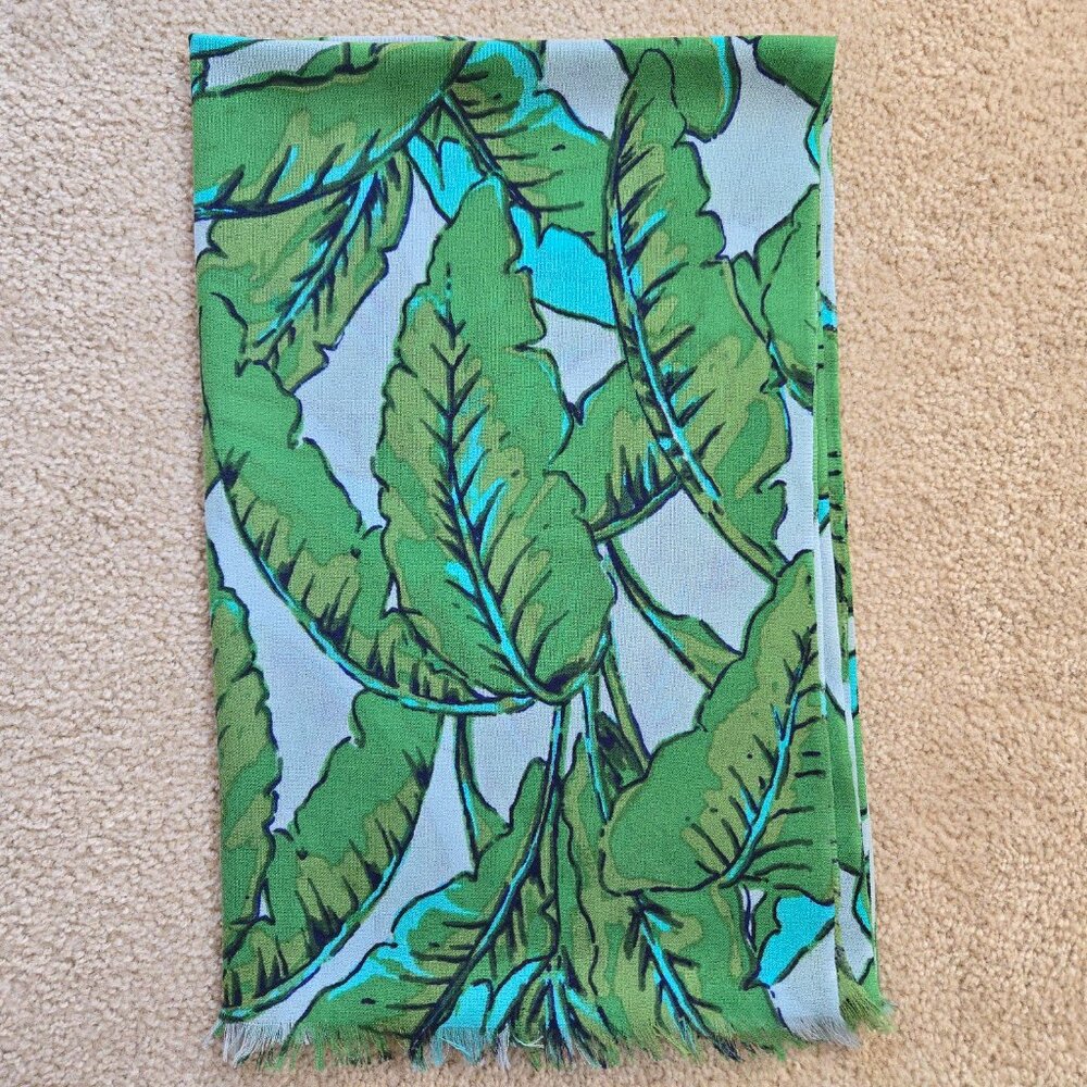 NWOT Vineyard Vines 100% Merino Wool Lightweight Banana Leaf Scarf Tropical
